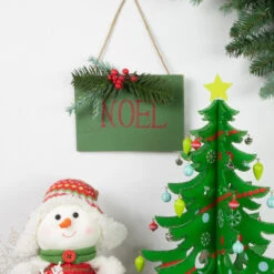 Northlight 7" Hanging "NOEL" Christmas Wall Decor With Pine And Berries -Northlight Christmas northlight hh93161 styled 22908.1681836458