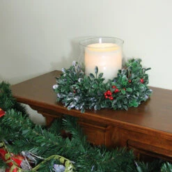 Northlight 6" Clear And Green Boxwood With Berry Tipped Christmas Hurricane Pillar Candle Holder -Northlight Christmas rbzudvehussznktrckcdxcuwxgb0wo4h 85769.1588371118